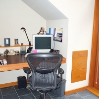 master-bedroom-desk